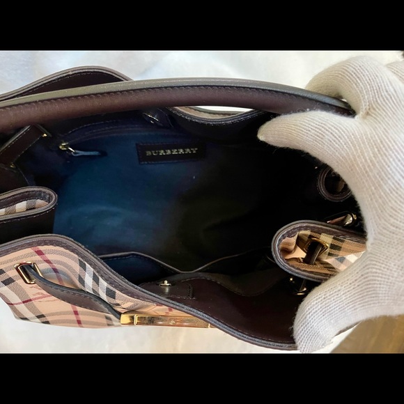 “BURBERRY” 💯% Authentic Hobo Bag - Picture 3 of 11